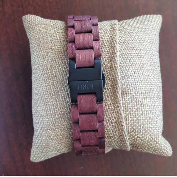 JORD Frankie Wooden Watch Purpleheart - Picture 3 of 7